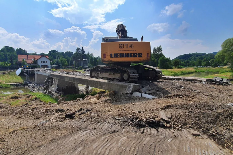 Trwa rozbiórka mostu - zdjęcie 5