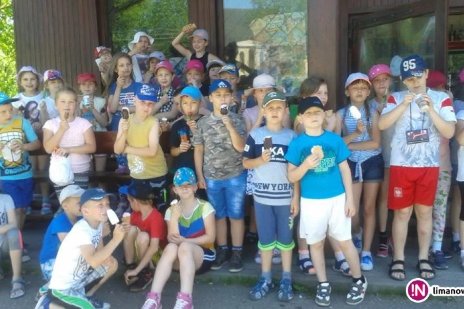 Uczniowie z Rupniowa na 'zielonej szkole' w Jodłówce Tuchowskiej - zdjęcie 2