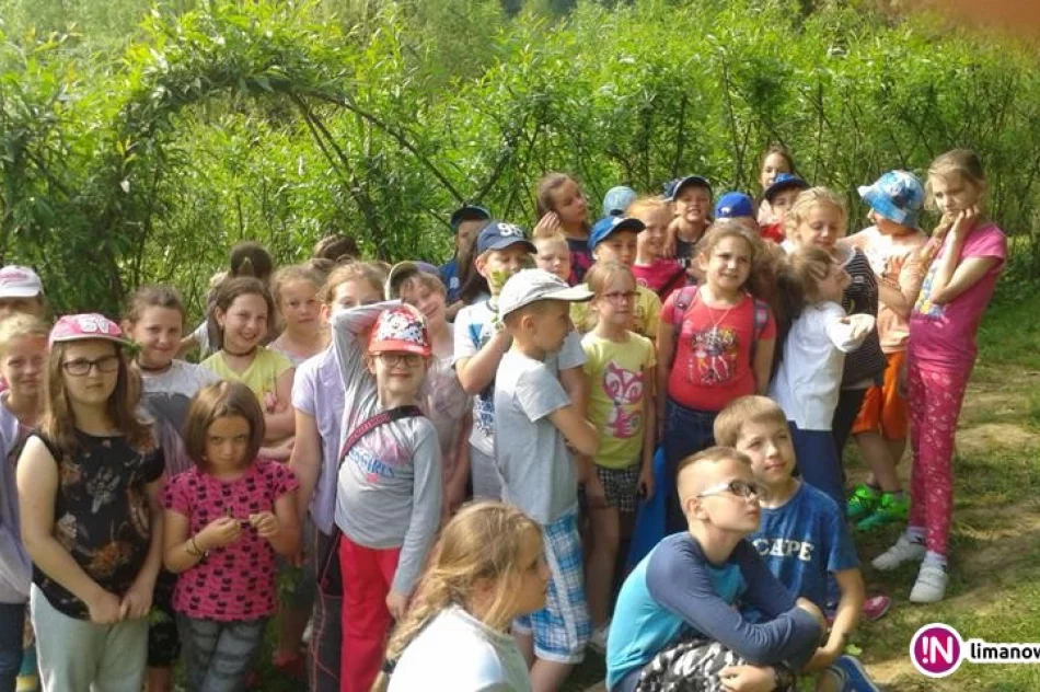 Uczniowie z Rupniowa na 'zielonej szkole' w Jodłówce Tuchowskiej - zdjęcie 4