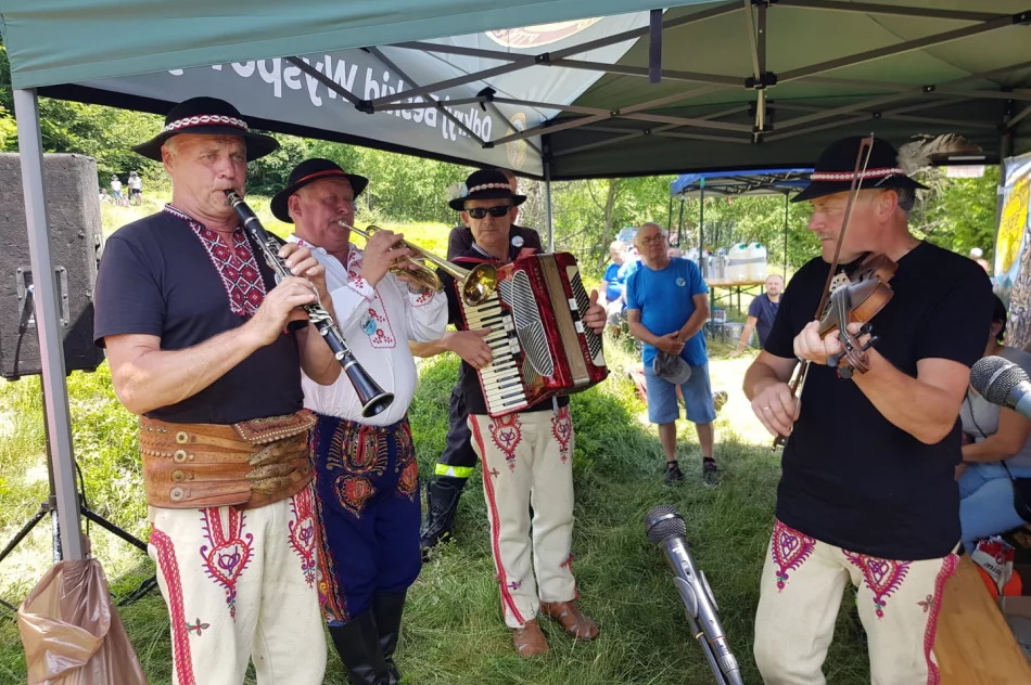 Po raz pierwszy akcja zawędrowała na Kiczorę Kamienicką - zdjęcie 8