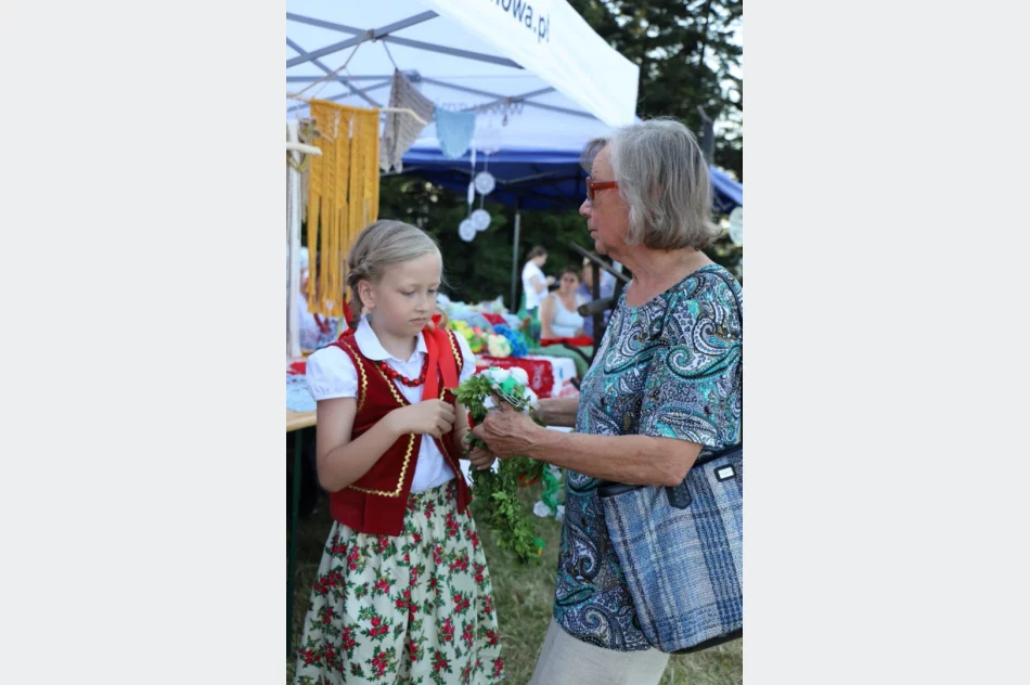 Imprezą plenerową otwarto sezon turystyczny - zdjęcie 19