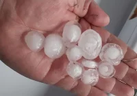 Uwaga na burze z gradem, wiatr do 110 km/h - II stopień zagrożenia - zdjęcie główne