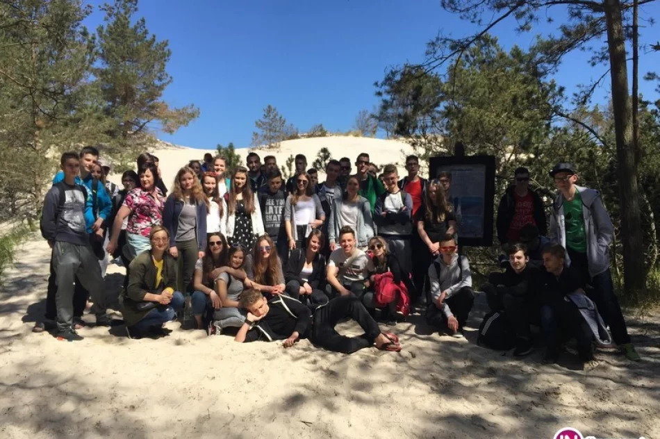 'Bałtyk - nasze morze.' Uczniowie z Mordarki na 'zielonej szkole' w Jarosławcu - zdjęcie 2