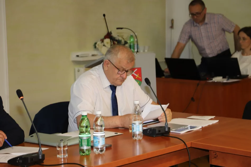 Jednogłośne absolutorium dla Wójta Gminy Limanowa Jana Skrzekuta - zdjęcie 18