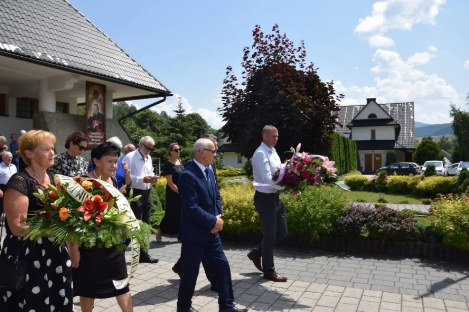 Odprowadzili wójta w ostatnią drogę - zdjęcie 15
