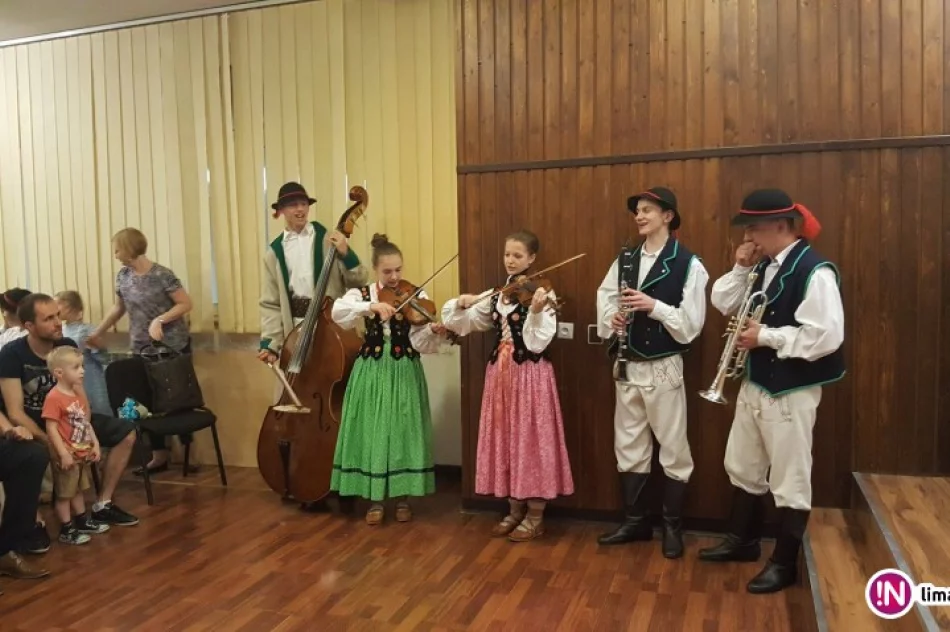 Dziecięca Grupa 'Limanowian' wystąpiła dla najbliższych - zdjęcie 3