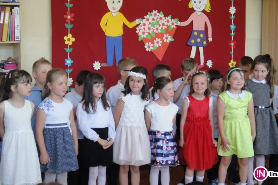 Dzień Mamy i Taty w Miejskim Przedszkolu Nr 2 - zdjęcie 2