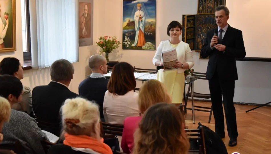 Powiatowa Konferencja Bibliotekarska za nami - zdjęcie 1