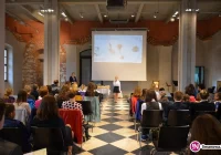 Uczniowie z Męciny na podsumowaniu projektu „Wy jesteście przyszłością świata!” - zdjęcie główne