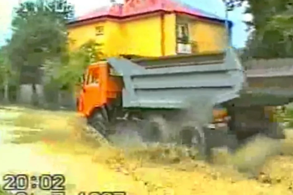 25 lat od powodzi stulecia - zobacz miasto i niszczycielską siłę żywiołu - zdjęcie 8