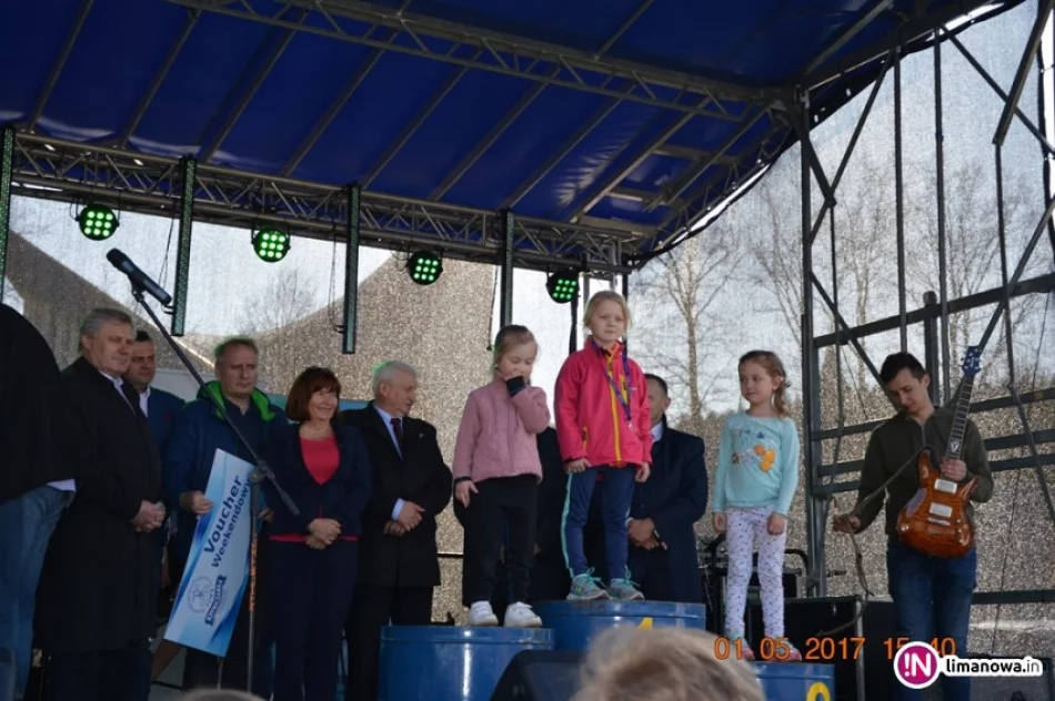 Blisko 300 osób na 6 Biegu Ziemi Limanowskiej - zdjęcie 4
