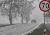 Wolniejsza jazda wymuszona wysokimi karami przynosi efekty - mniej śmiertelnych wypadków - zdjęcie główne