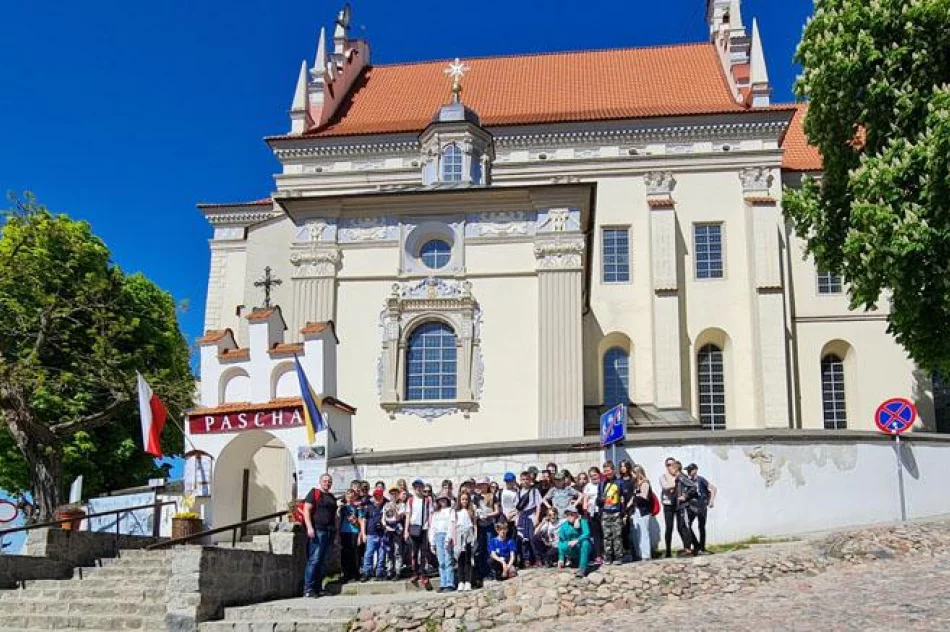 Uczniowie poznawali kraj - zdjęcie 4