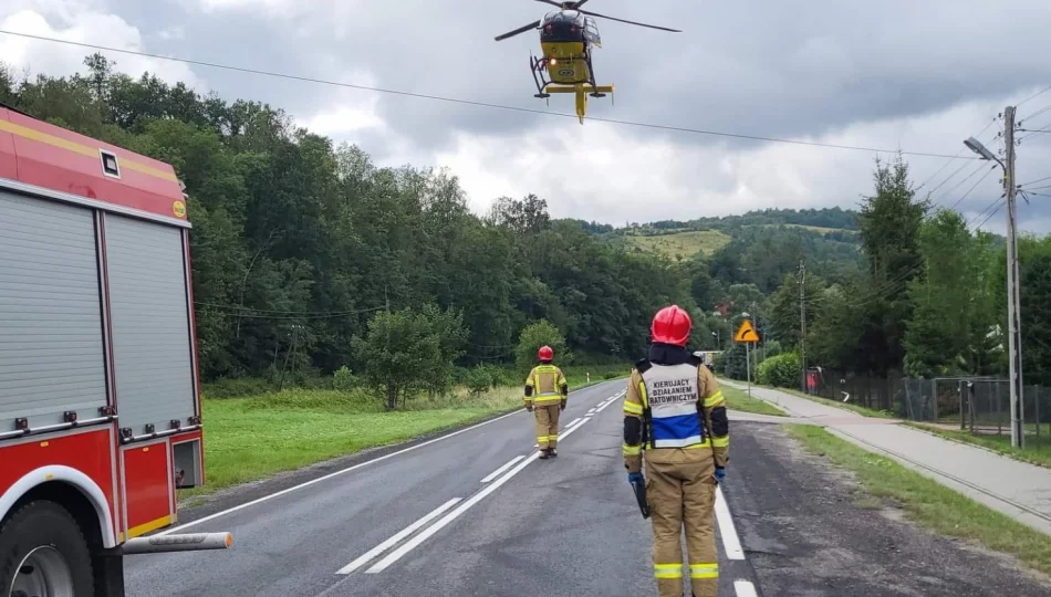 Zderzenie dwóch pojazdów. Na DK 28 lądował LPR - zdjęcie 1