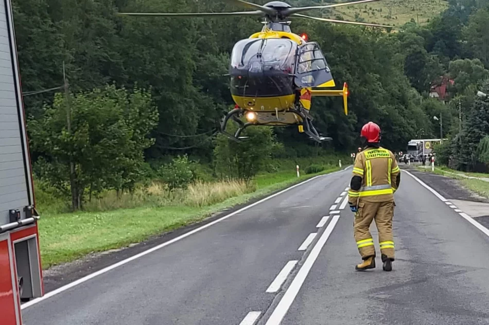 Zderzenie dwóch pojazdów. Na DK 28 lądował LPR - zdjęcie 7