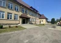 330 tys. na budowę parkingu oraz remont drogi dojazdowej do szkoły w Pisarzowej - zdjęcie główne