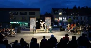 Miastem zawładnęły uliczne teatry - zdjęcie 2