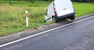 W zderzeniu pojazdów ucierpiał 51-latek - zdjęcie 3