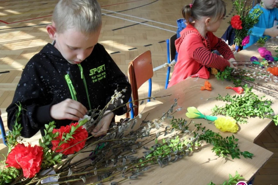 Tradycja łączy pokolenia w Zespole Szkół w Pisarzowej - zdjęcie 4