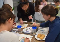 Warsztaty z iluminatorstwa dla młodzieży - zdjęcie główne