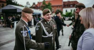 Przysięga nowych Terytorialsów i przekazanie chorągwi - zdjęcie 2