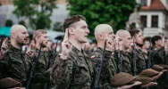 Przysięga nowych Terytorialsów i przekazanie chorągwi - zdjęcie 5