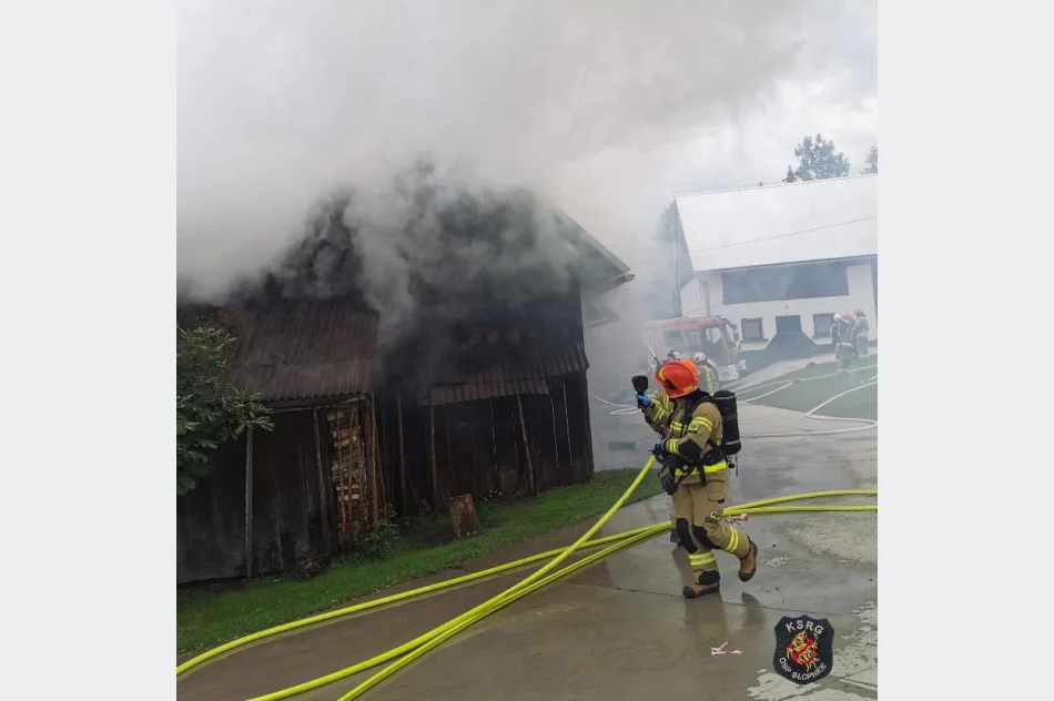 6 zastępów straży gasiło pożar zabudowań - zdjęcie 5