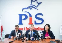 Symboliczne przekazanie władzy w strukturach partii - zdjęcie główne