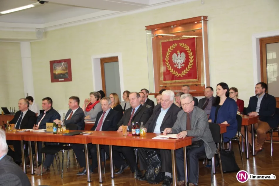 Informacja o XVI sesji Rady Gminy Limanowa - zdjęcie 4