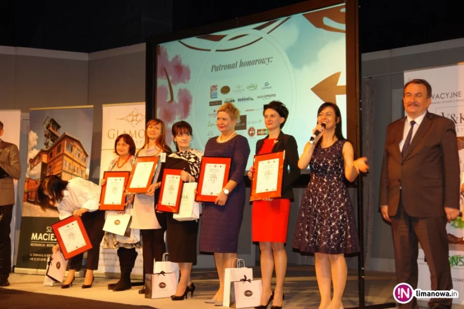 'Kobieta Charyzmatyczna' - wręczenie wyróżnienia dla Urszuli Nowogórskiej - zdjęcie 4