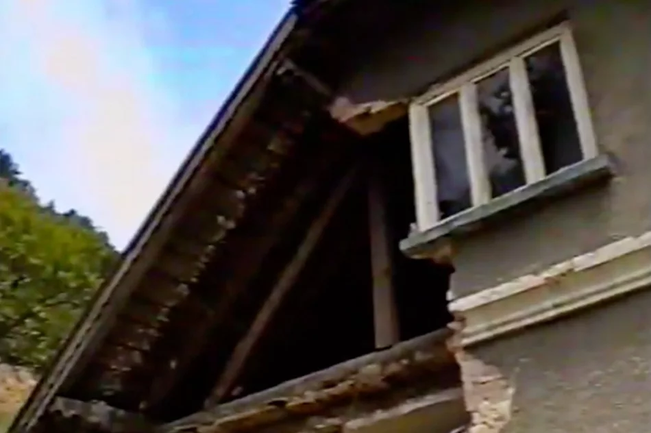 Pod gruzami zginęła kobieta. Film z powodzi tysiąclecia - zdjęcie 9