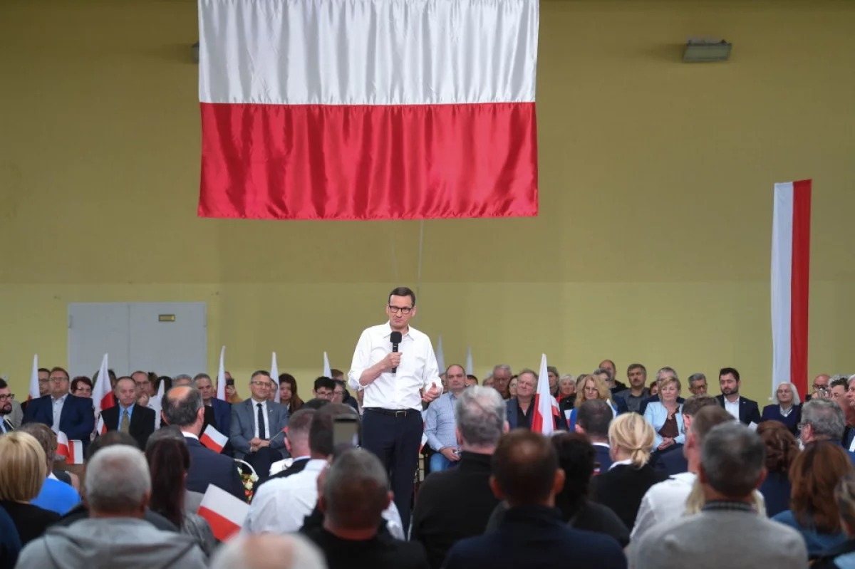 Premier zapowiada kolejne działania osłonowe w związku z drogą energią