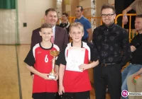 Stara Wieś I najlepsza w piłce ręcznej szkół podstawowych - zdjęcie główne