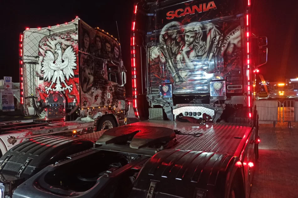 Unikatowe ciężarówki znów zachwycały na zlocie - zdjęcie 6