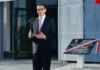 Trzciana: premier otworzył Gminny Inkubator Przedsiębiorczości - zdjęcie główne
