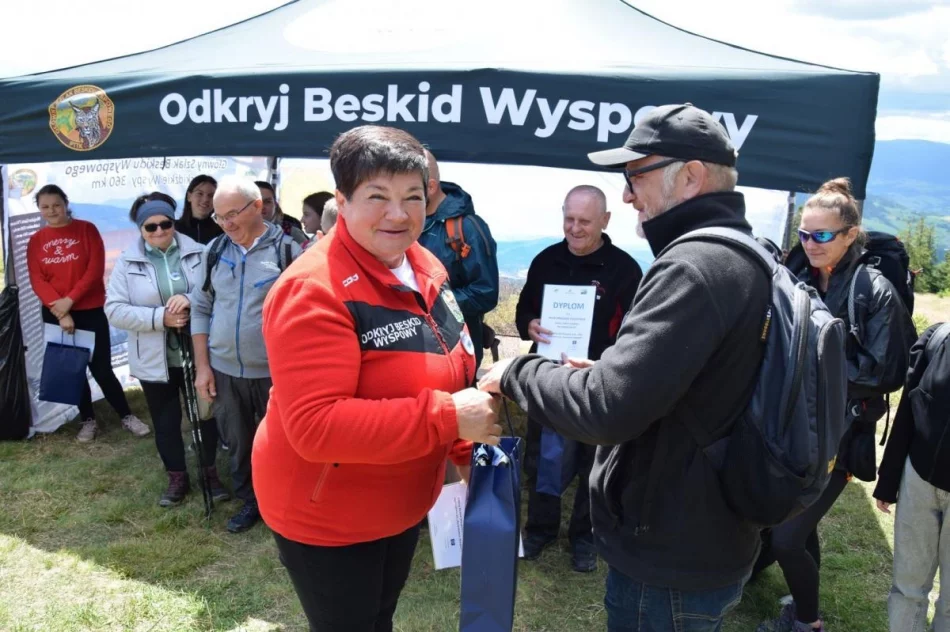 Turyści zawędrowali na Ćwilin - zdjęcie 20
