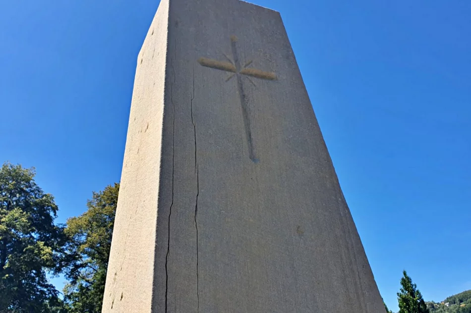 Trwa renowacja zabytkowych nagrobków - zdjęcie 3