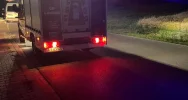 Zderzenie dwóch pojazdów na drodze powiatowej - zdjęcie 2