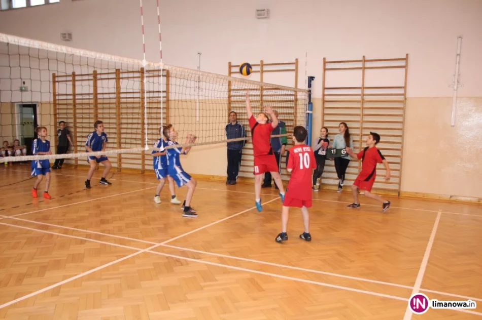 Chłopcy z Pisarzowej najlepsi w mini siatkówce! - zdjęcie 4