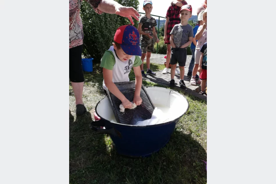 Warsztaty tradycyjnych prac domowych - zdjęcie 12