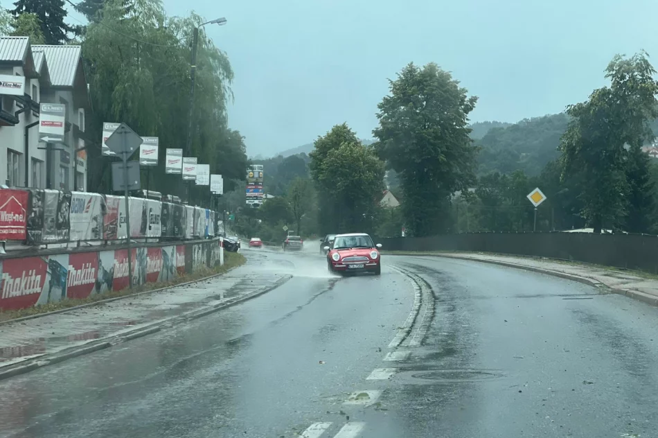 Intensywna burza nad Limanowszczyzną - zdjęcie 9