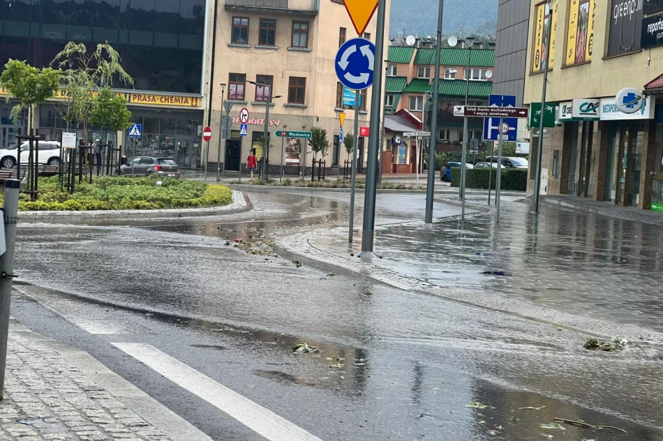 Intensywna burza nad Limanowszczyzną - zdjęcie 10