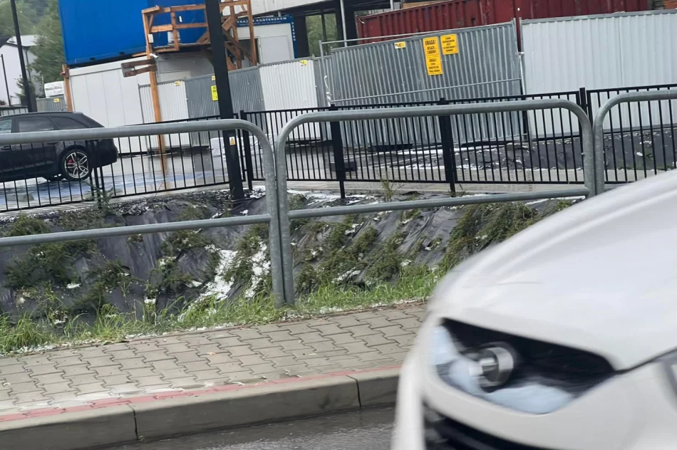 Intensywna burza nad Limanowszczyzną - zdjęcie 11