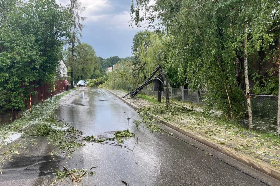 Intensywna burza nad Limanowszczyzną - zdjęcie 16