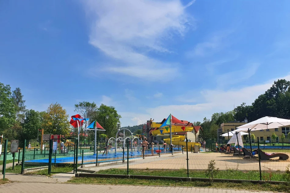 Szukają ochłody w strefie wodnych atrakcji - zdjęcie 8