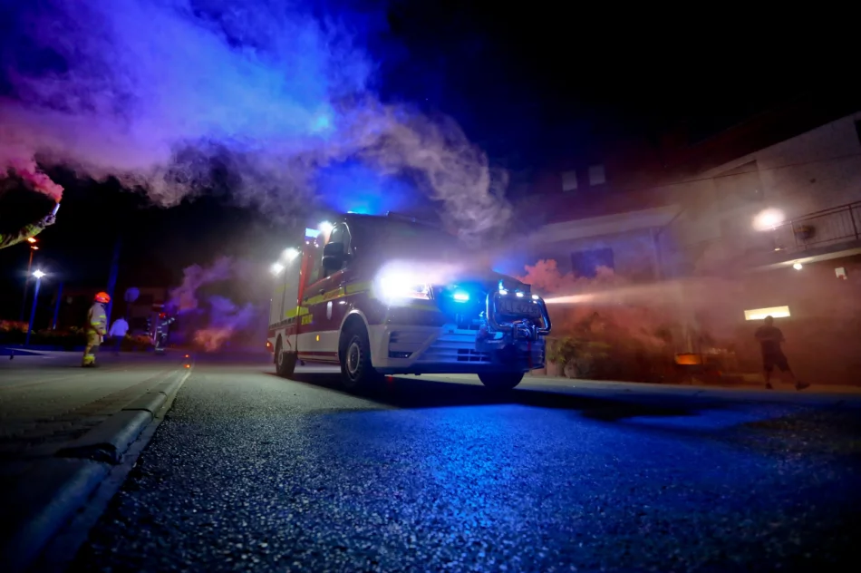 Druhowie cieszą się z nowego pojazdu - zdjęcie 5