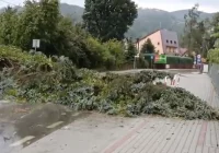 Gwałtowne burze przechodzą nad regionem - zdjęcie główne