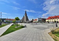 Internauci: miejski rynek "przypomina patelnię" - zdjęcie główne