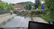 Wiatr wepchnął ścianę szczytową do budynku - zdjęcie 3