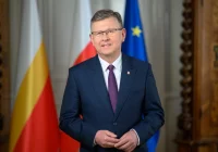 Marszałek ma otrzymać statuetkę od władz powiatu - zdjęcie główne